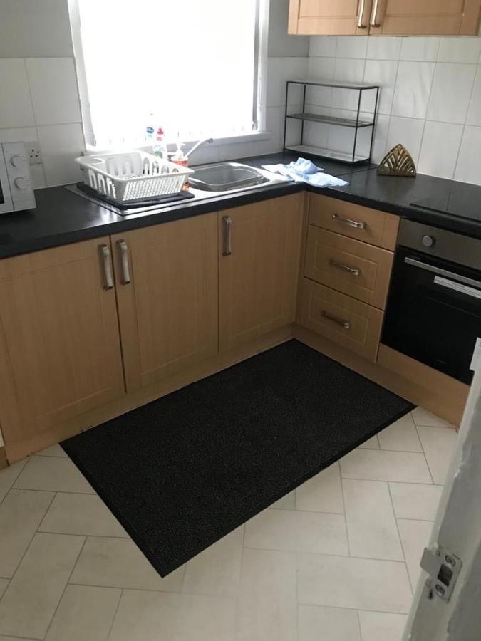 Convenient Room Belfast Exterior foto